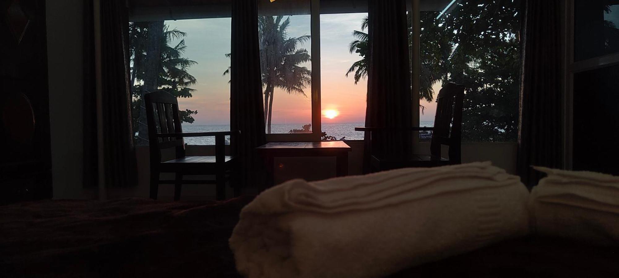 Marari Blue Whale Beach House Alappuzha Eksteriør bilde