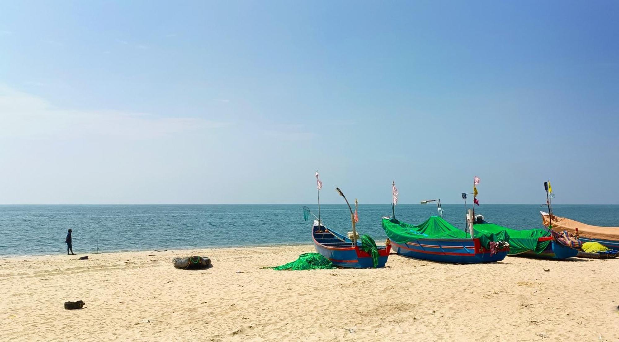 Marari Blue Whale Beach House Alappuzha Eksteriør bilde