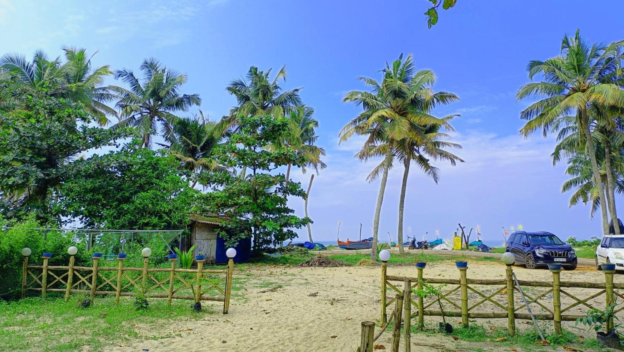 Marari Blue Whale Beach House Alappuzha Eksteriør bilde